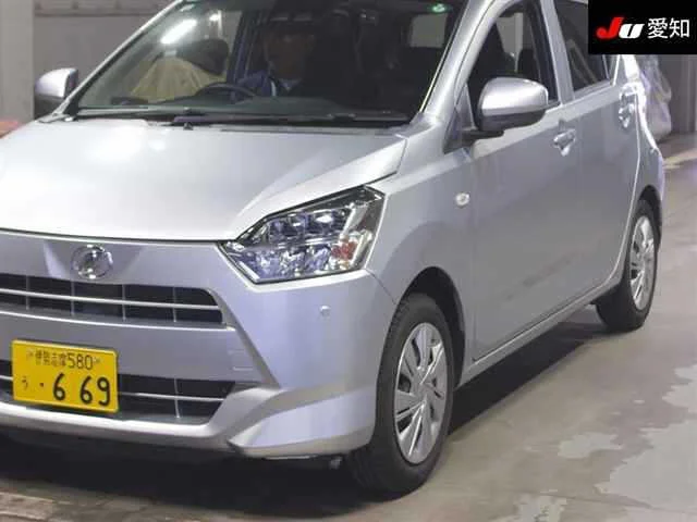 Daihatsu Mira e:S LA350S 2021